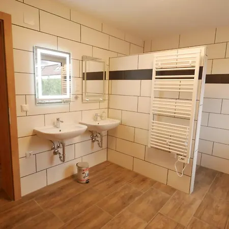 Koenigsberg Apartman Tieschen