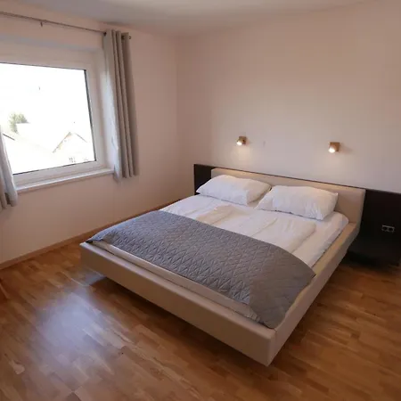 Koenigsberg Apartman *